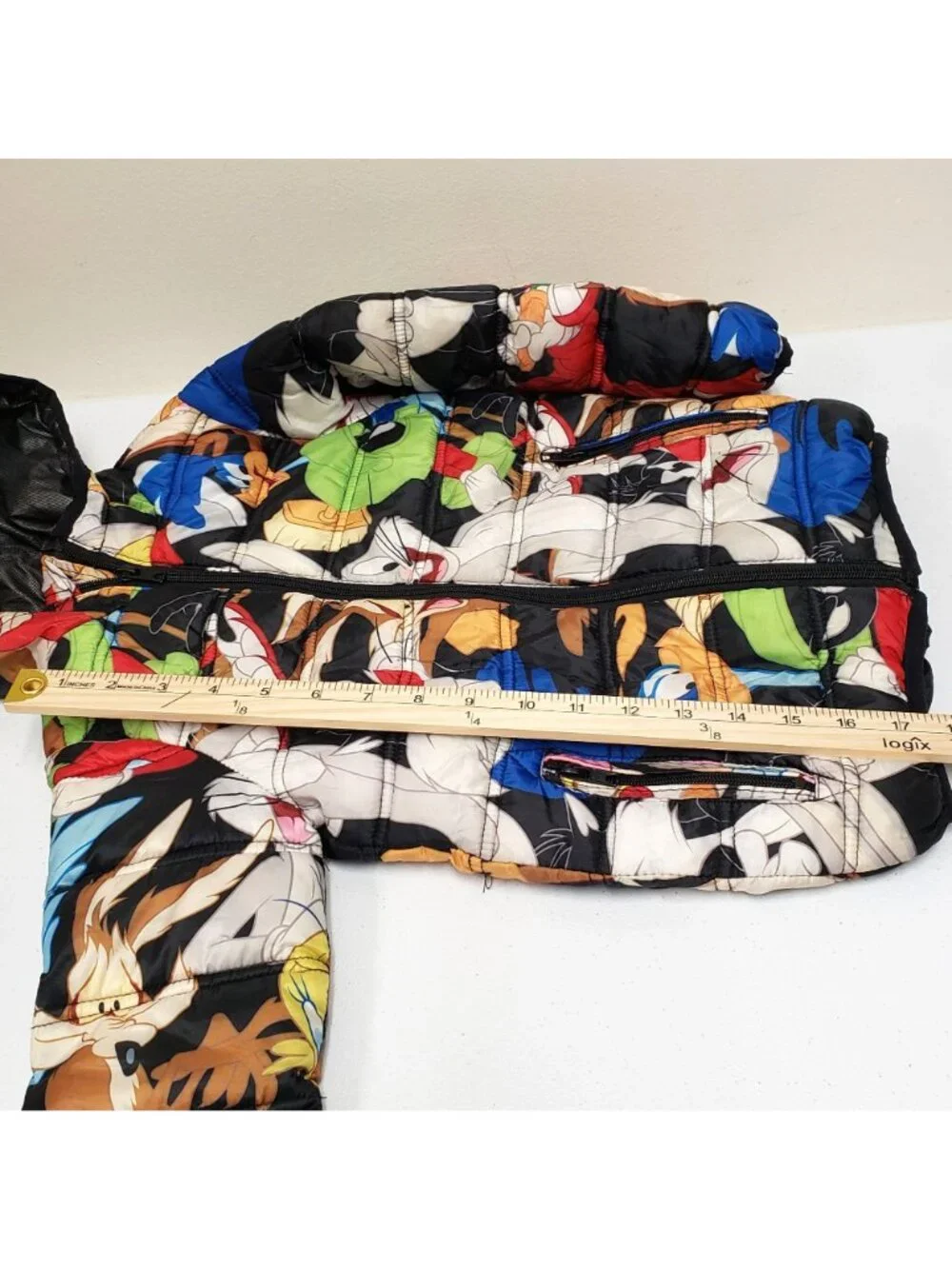 Looney Tunes Members Only Hooded Puffer Jacket Kids Size 4 Bugs Bunny Cartoon